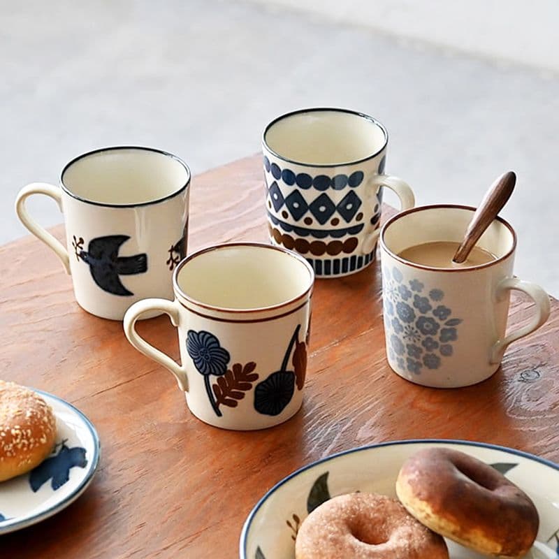 【Kukka Lokki】日本 美濃燒 北歐風花草圖騰手作輕量馬克杯(5款可選) 奶茶杯 咖啡杯 水杯