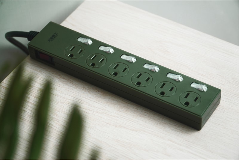 【太星電工】七開六插延長線/6尺(混色) OCH76306