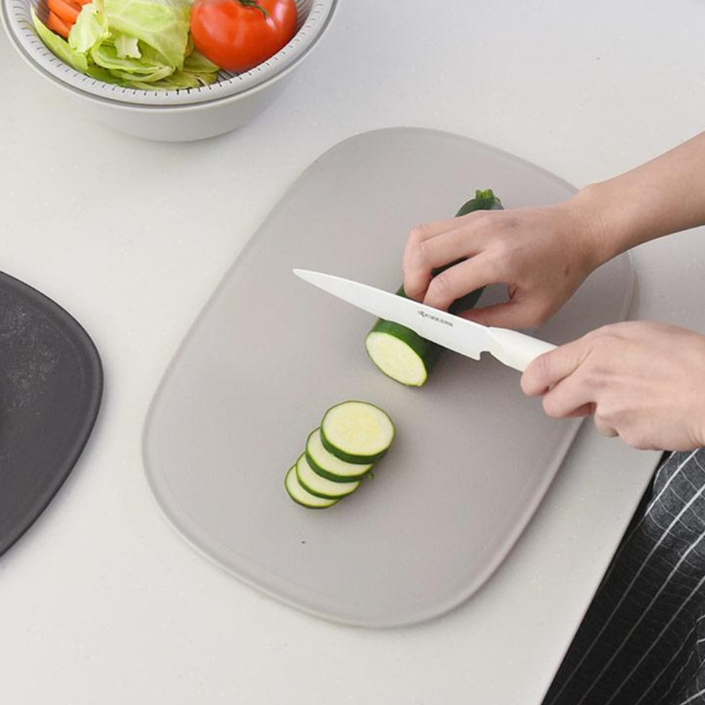 【MARNA】日本TPU材質防刮防滑砧板(M)(原廠總代理)