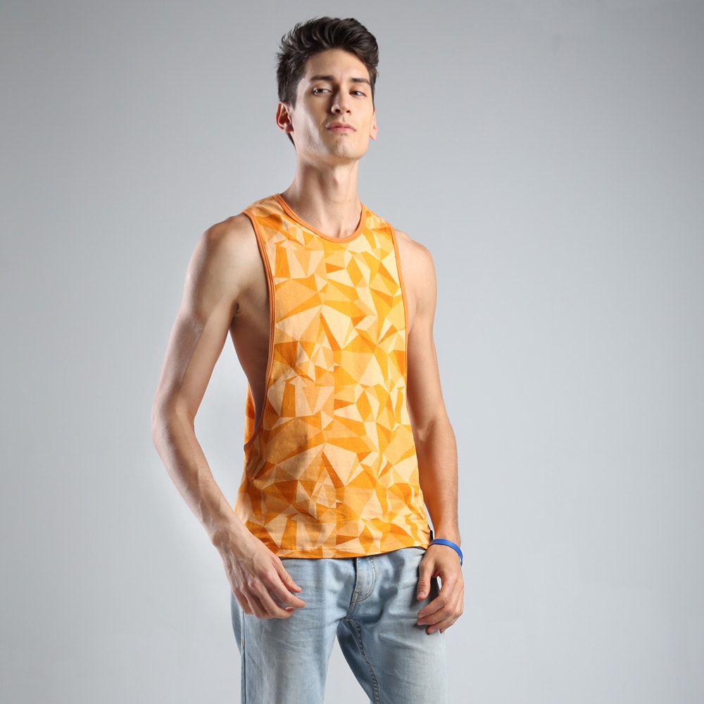 【MORINO 摩力諾】(3件組)幾何迷彩時尚健身開衩背心【設計師LUCAS聯名】MO5111