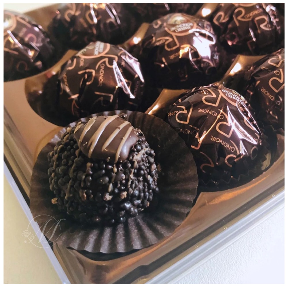 【費列羅 Ferrero】(3盒組)德國 限量版 FERRERO RONDNOIR 費列羅 頂級黑巧克力朗莎禮盒14顆/盒 現貨(3盒組)