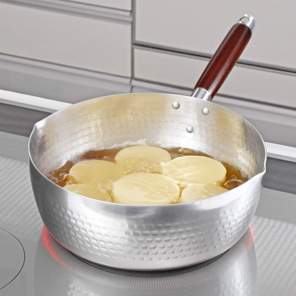 【KYOCERA 京瓷】日本京瓷 陶瓷不沾炒鍋28cm+雪平鍋24cm贈矽膠調理勺(原廠總代理)