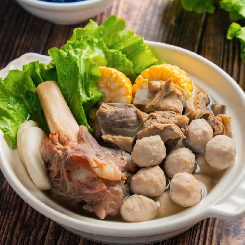 【黑貓嚴選】山羊城-清燉羊肋爐(羊肉250g、羊肉丸15顆、羊大骨、濃縮高湯550mlx2包、豆瓣醬40g、腐乳醬40g)