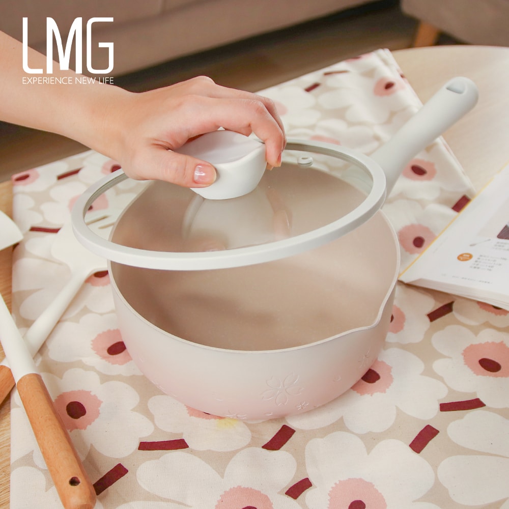【LMG】雪櫻不沾雪平鍋22cm(含蓋)