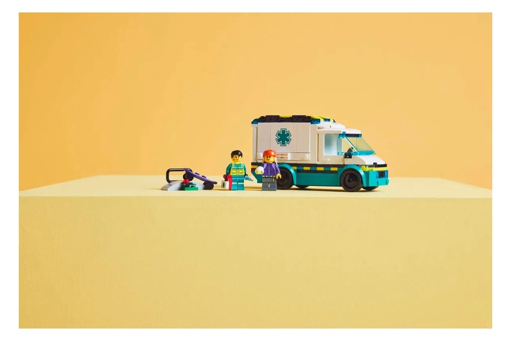 【LEGO 樂高】磚星球〡 60451 城市系列 緊急救護車 Emergency Ambulance