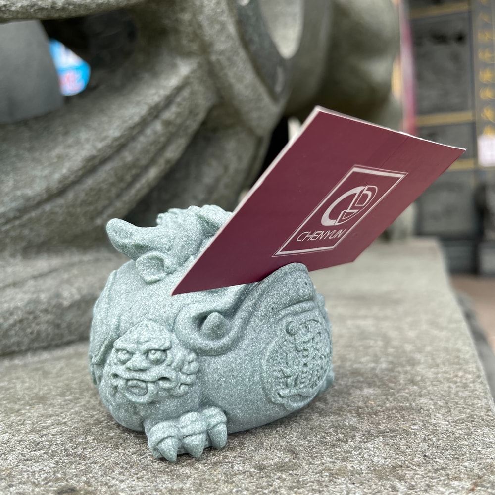 【CY 呈云】【麟鳳呈祥】開運招財金蟾蜍擺飾 青砂石通寶金蟾(贈咬金幣一枚)