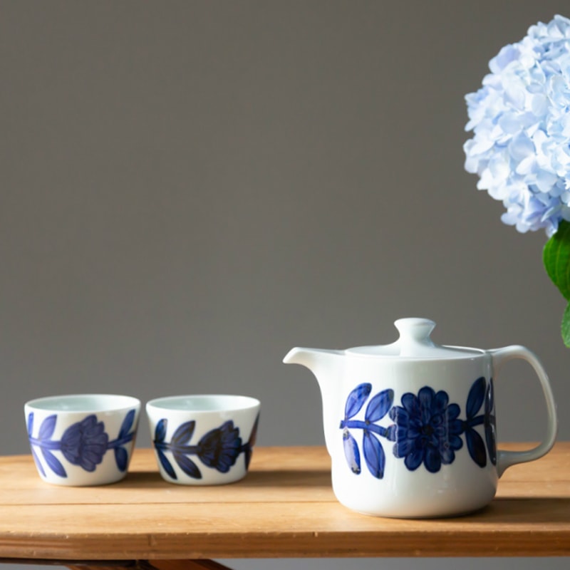 【波佐見燒】日本 大花雛菊/唐草 茶壺 (3款可選) 泡茶壺 茶壺 茶具 日本茶壺 手工茶壺