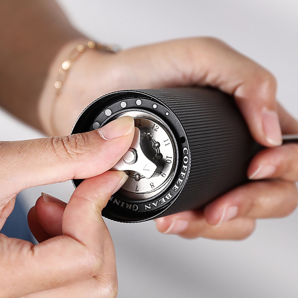 【FUJI-GRACE 日本富士雅麗】精品全金屬磨盤手搖磨豆機