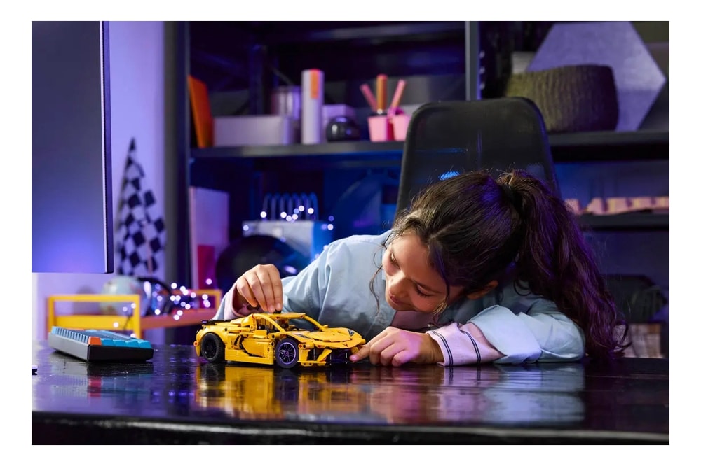 【LEGO 樂高】磚星球〡 42205 動力科技 雪佛蘭克爾維特 Chevrolet Corvette Stingray Car Chevrolet Corvette Stingray Car