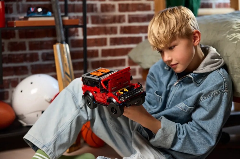 【LEGO 樂高】磚星球〡 42213 動力科技 Ford Bronco® 休旅車 Ford Bronco® SUV