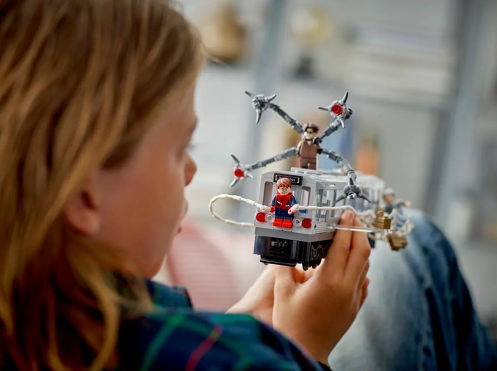 【LEGO 樂高】磚星球〡 76321 漫威系列 蜘蛛人大戰八爪博士地鐵列車場景 Spider-Man vs. Doc Ock Subway Train Scene