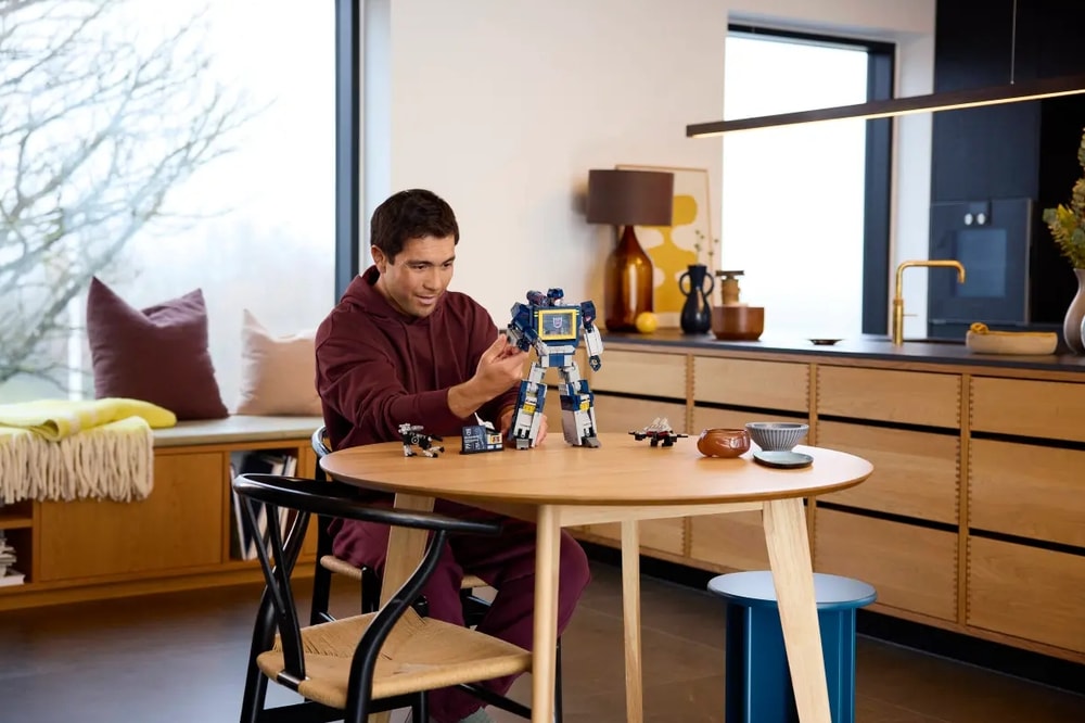 【LEGO 樂高】磚星球〡 10358 ICONS™ 變形金剛 音波 Transformers Soundwave