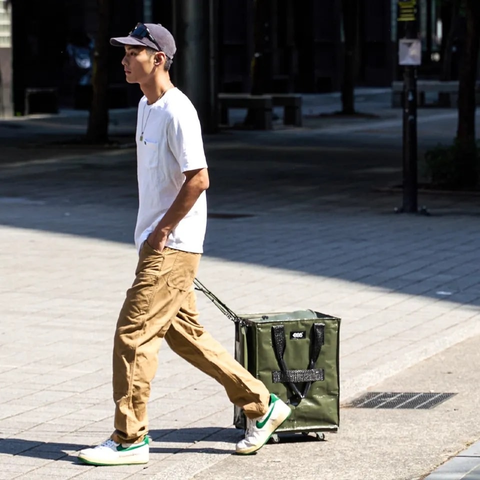 【+886極野家】豆鯊包 中款 M-三色任選+贈同色凹豆包