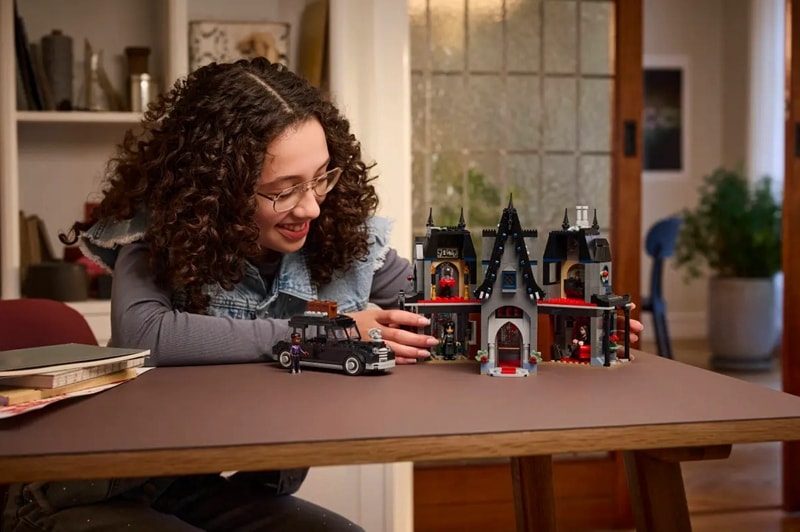 【LEGO 樂高】磚星球〡 76786 星期三系列 魔帝女的小屋 Morticia's Cottage