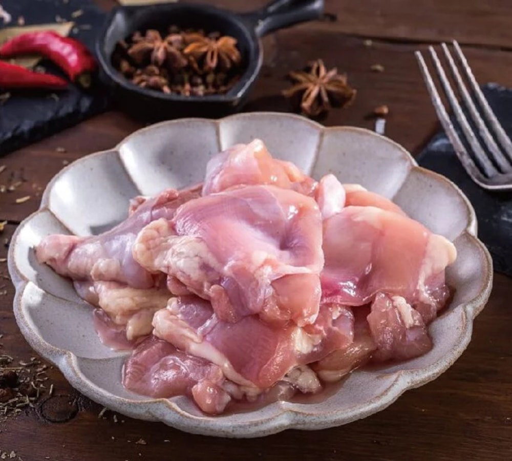 【有心肉舖子】冷氣雞-去皮去骨腿肉丁300g/包,共6包（共1800g）