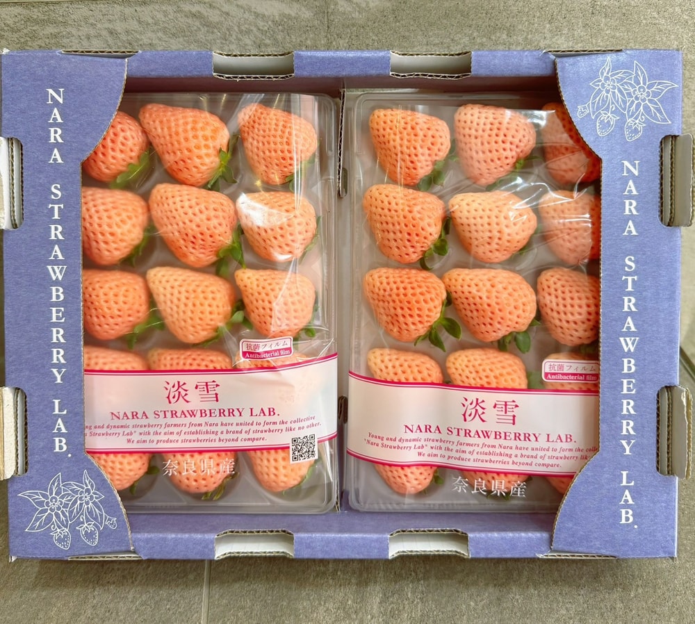 【帕查嬤嬤】🇯🇵日本 奈良《濃郁花果香》淡雪 草莓｜｜日本草莓禮盒