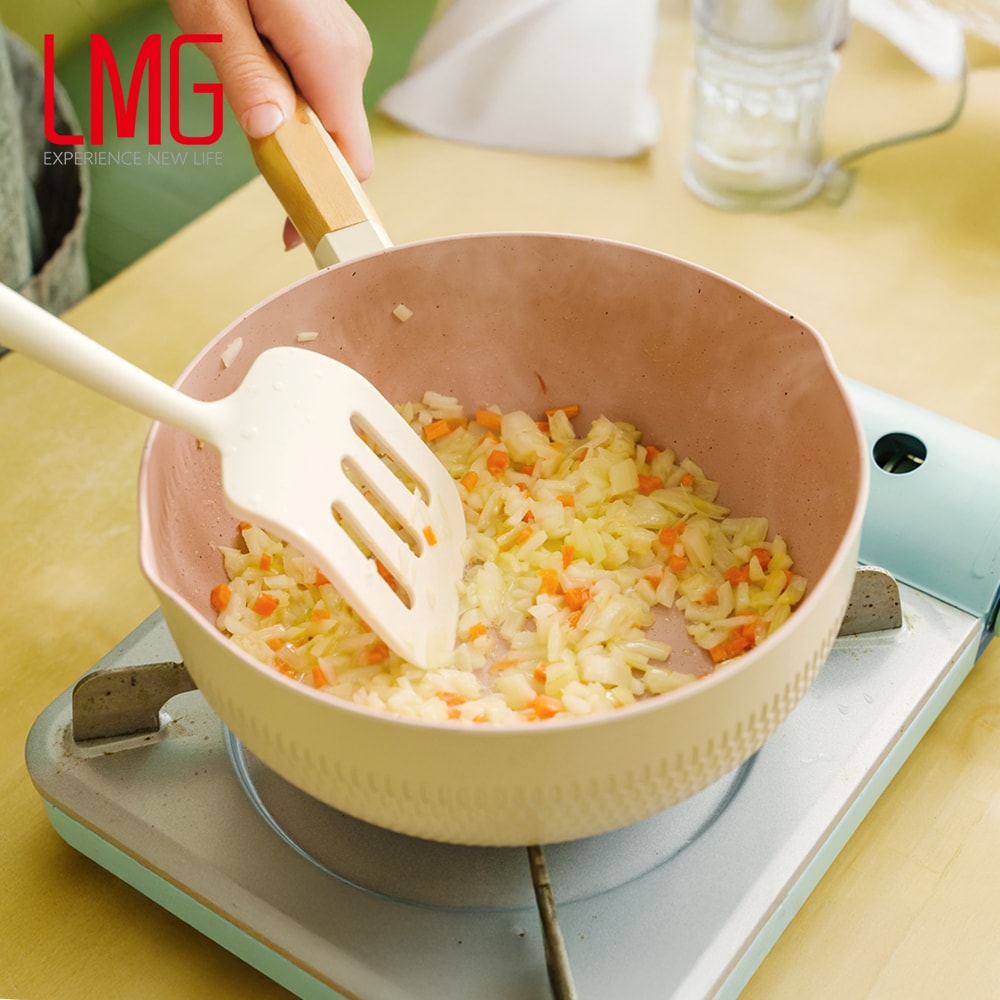 【LMG】雪藏系列錘紋不沾雪平鍋20cm(含蓋)