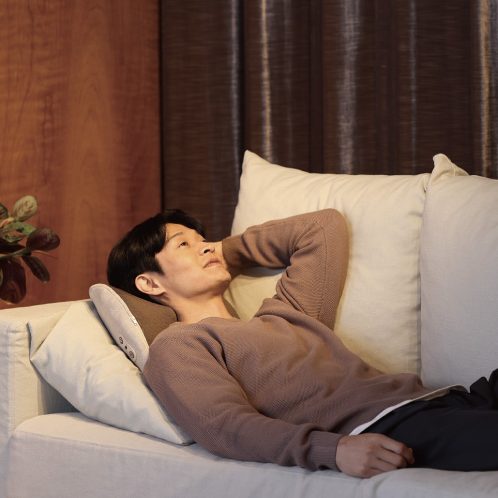 【ATEX】TOR 極壓指揉無線深層按摩枕 AX-HC131 (墨煙灰/摩卡米)